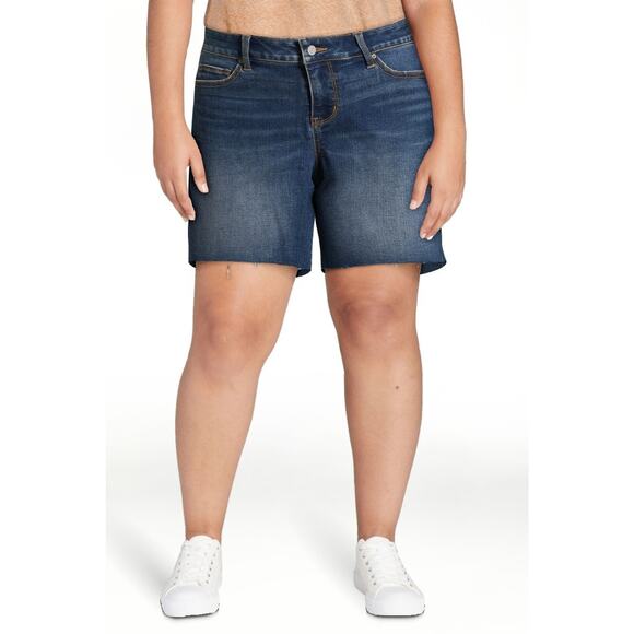 Time and Tru Womens Mid Rise Raw Hem Shorts Medium Wash Size 20 - Picture 1 of 7